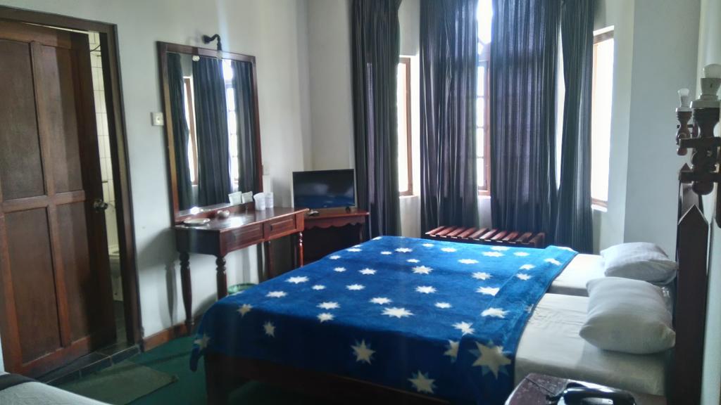 Hotel Silver Falls - นูวาราเอลิยา ภายนอก รูปภาพ