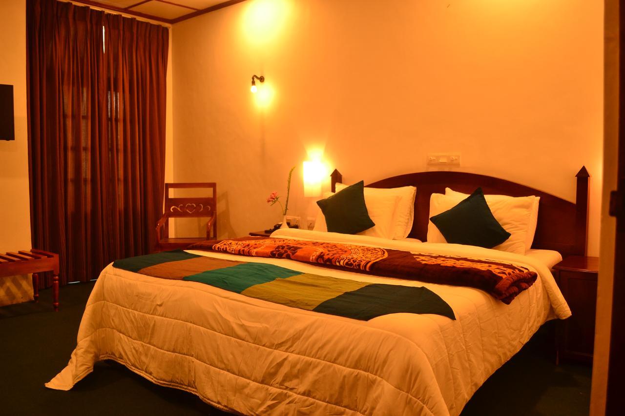 Hotel Silver Falls - นูวาราเอลิยา ภายนอก รูปภาพ