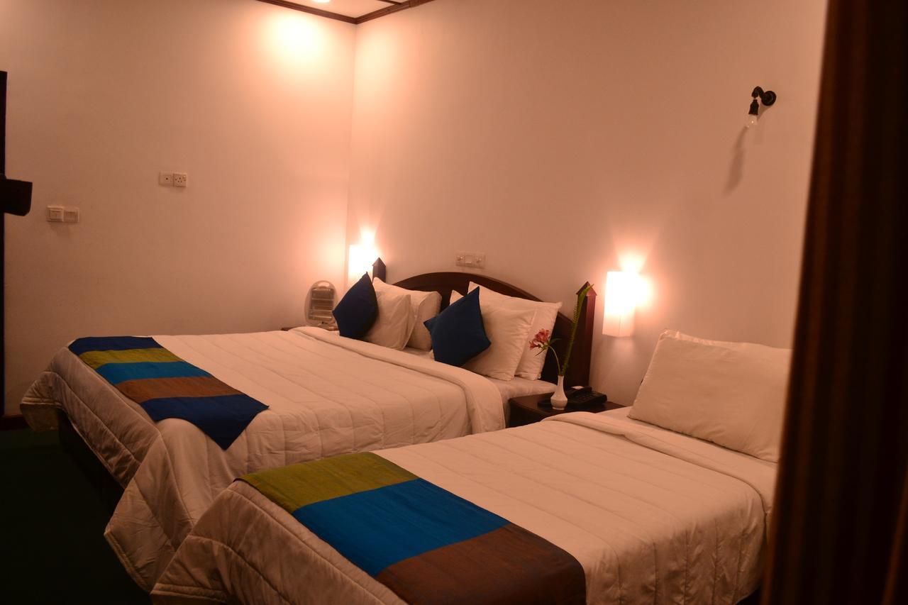 Hotel Silver Falls - นูวาราเอลิยา ภายนอก รูปภาพ
