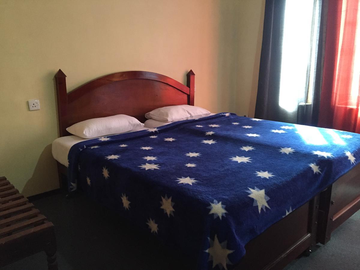 Hotel Silver Falls - นูวาราเอลิยา ภายนอก รูปภาพ
