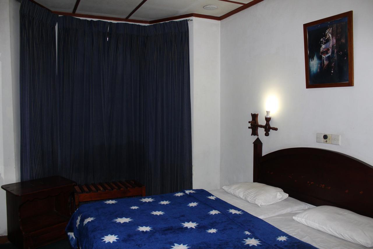 Hotel Silver Falls - นูวาราเอลิยา ภายนอก รูปภาพ