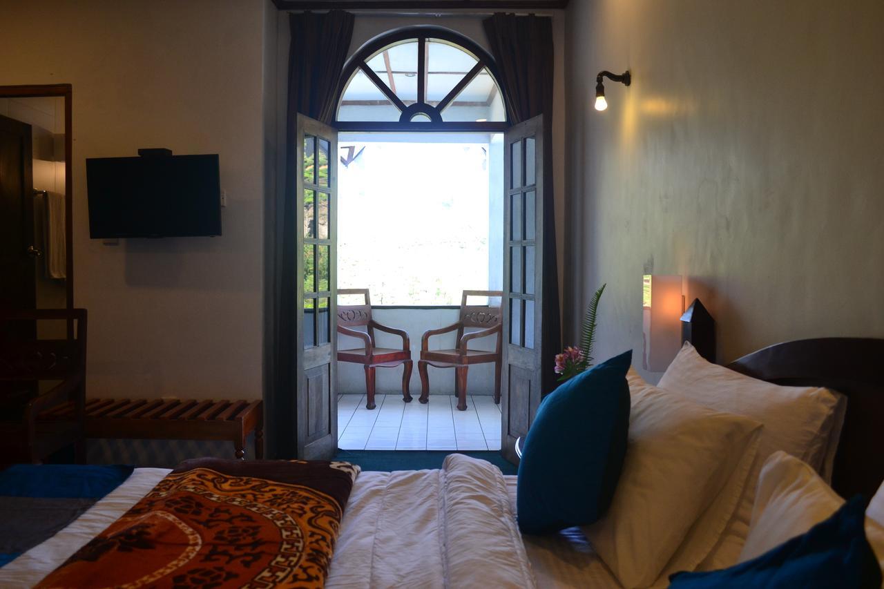 Hotel Silver Falls - นูวาราเอลิยา ภายนอก รูปภาพ